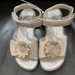 New Sandals For Girl Size 3 Youth