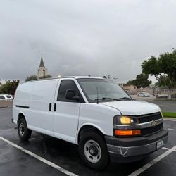 2019 Chevrolet Express 2500
