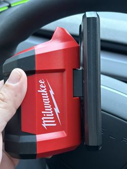 Milwaukee M12 Rover Light 