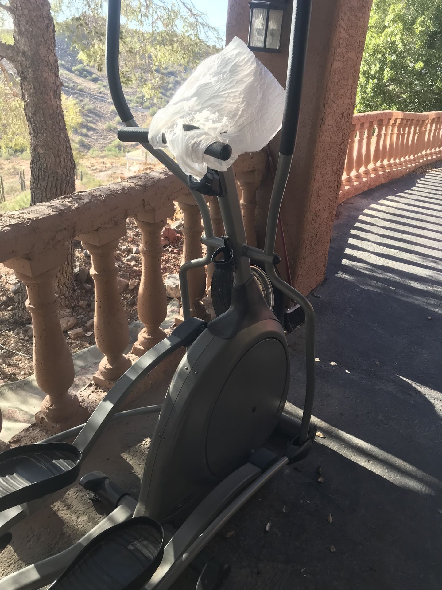Vision elliptical exercise cycle