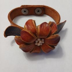 Leather Carved Flower and Bead Bracelet