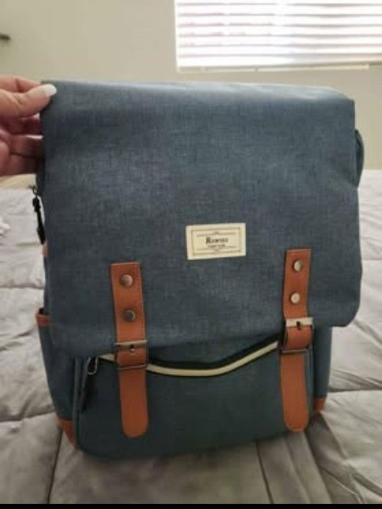 Ronyes Backpack