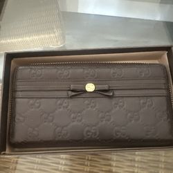 Gucci Guccissima Long Mayfair Bow Wallet