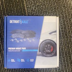 Detroit Axle premium brake pads