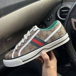 Gucci Low Top