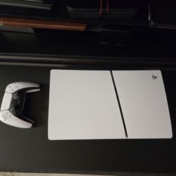 PlayStation 5 Slim Disc Bundle – Excellent Condition + Top Games
