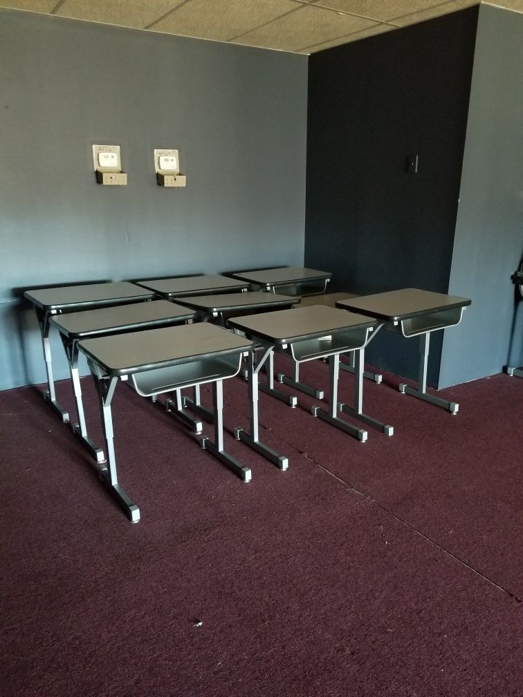 Adjustable Student School Desks