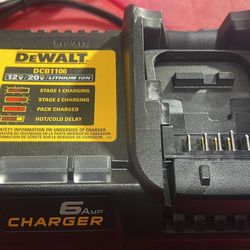 DeWalt 6Amp Charger 