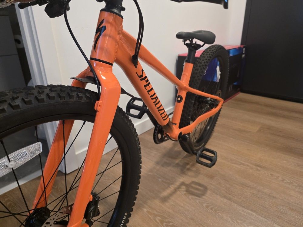 Specialized RIPROCK 24 - Big Kids Bike - Brand NEW!!!