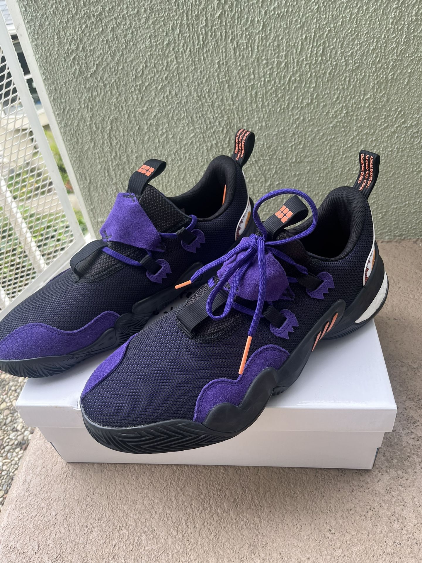 Adidas Trae Young 1