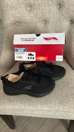 Skechers shoes