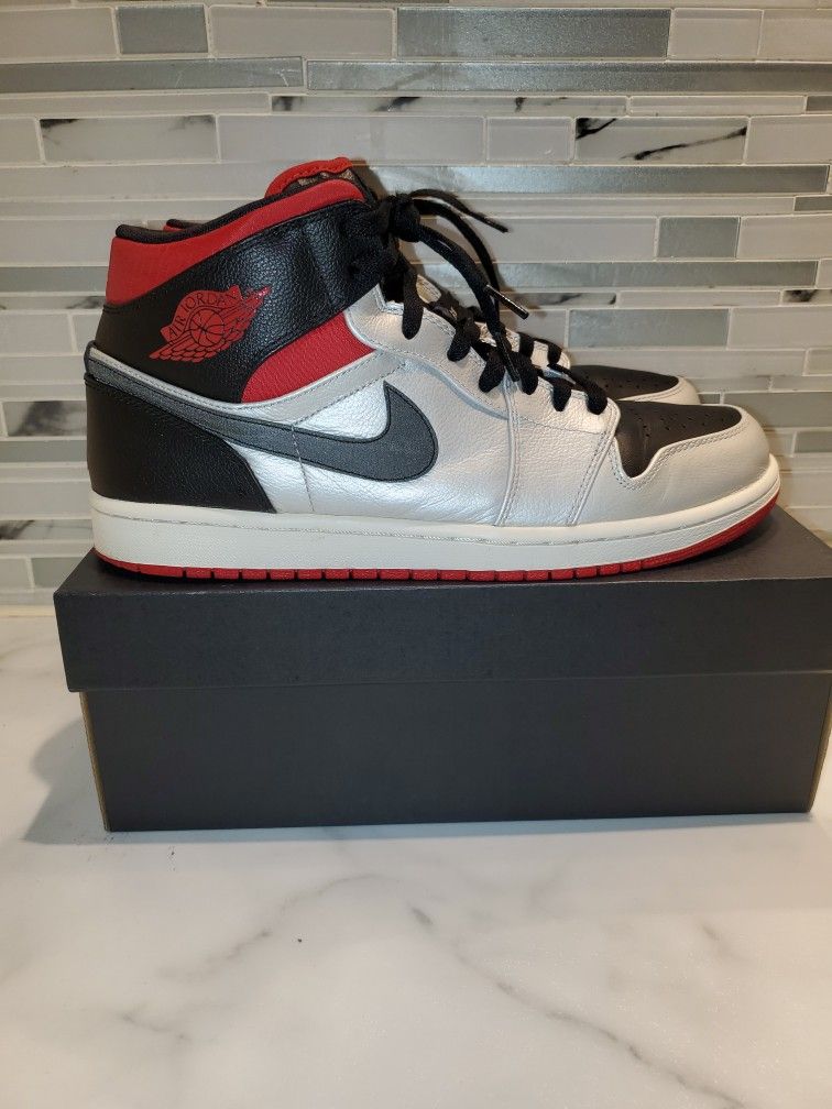 Air Jordan Retro 1 Mid Phat Kilroy Edition.  Size 11 Men's 