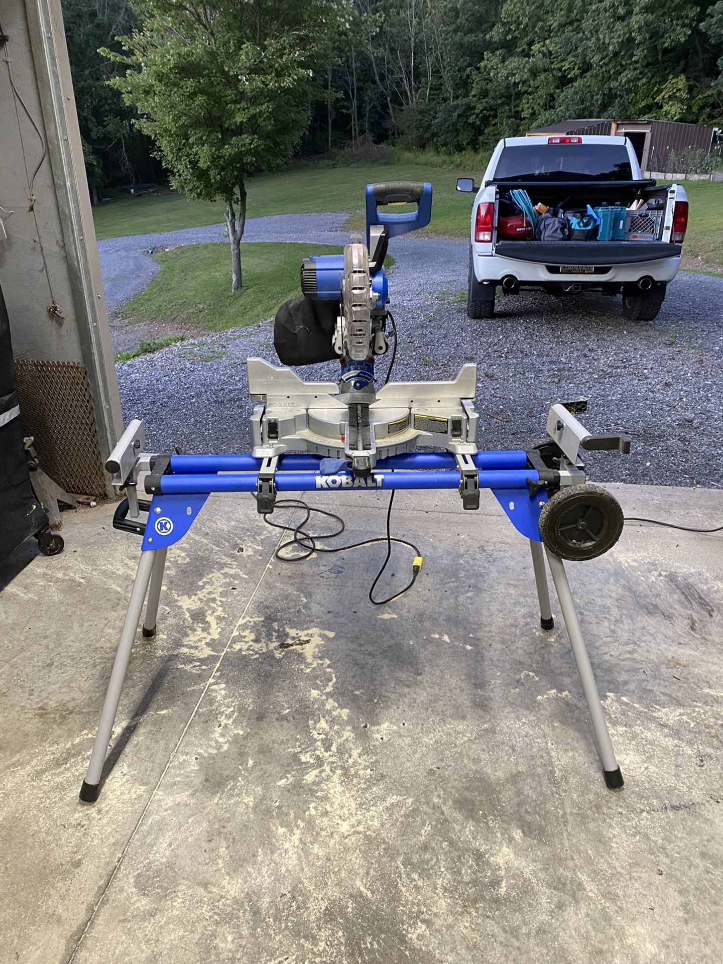 Kobalt 10 Inch Dual Bevel Miter Saw