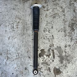 2016-2020 Honda Civic 1.5L Fwd Rear Passenger Strut Shock Absorber 52611-Tbh-A13