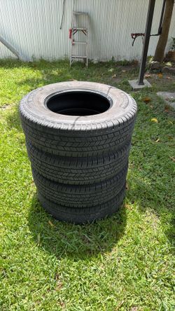 Michelin Energy Saver LT235/80R/17