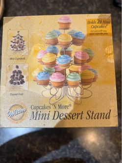 Wilton Cupcakes 'N More 24-Count Dessert Stand