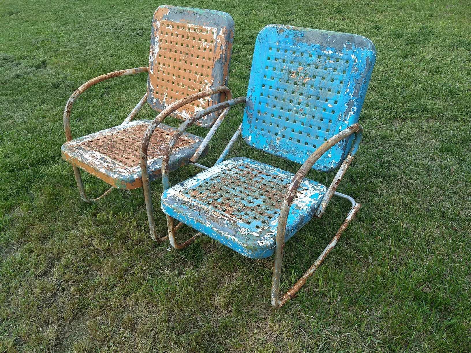 Metal lawn chair 1 orange available