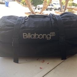 Billabong “Keep It Rollin” Split Roller Luggage - Large Rolling Duffle Suitcase - Quick  & Easy Porch/ Patio Pickup in Diamond Bar  