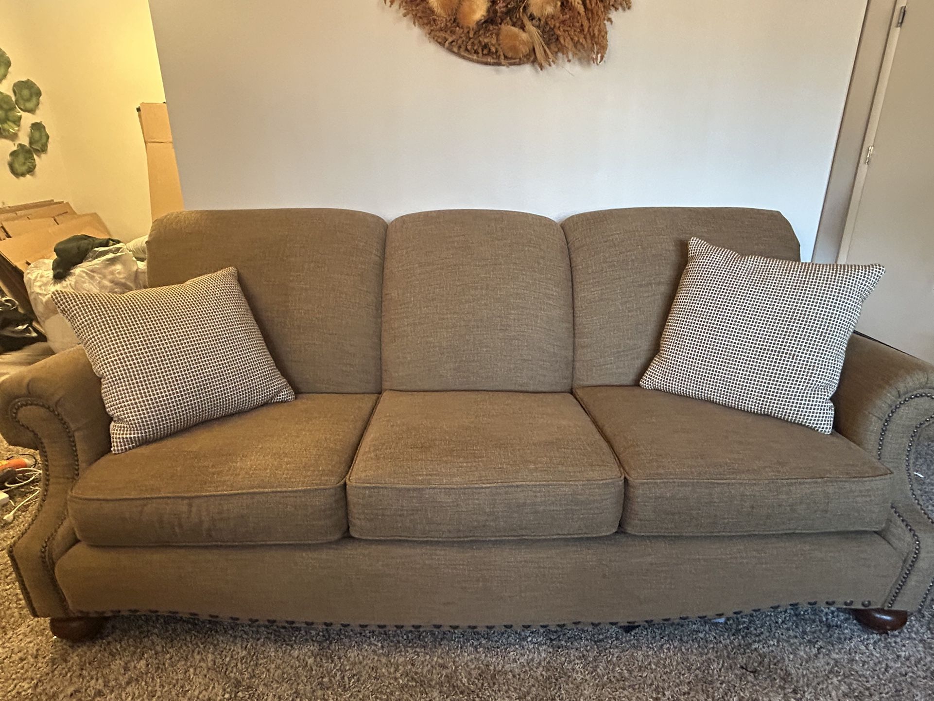 Bassett Couch Sofa With West Elm Pillows - Need Gone By Sunday! Offers Welcome