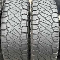 37x12.50r17