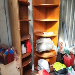 Corner Shelves 