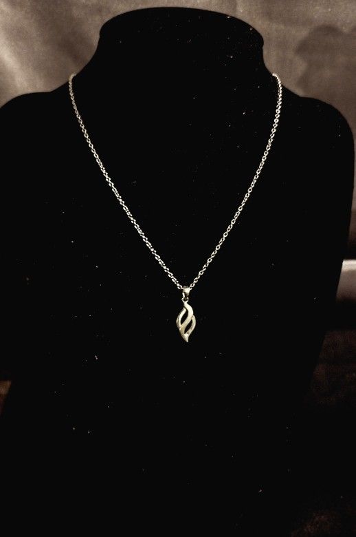 925 Sterling Silver Pendant