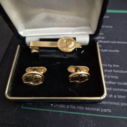 1988 GEORGE W BUSH TIE CLIP AND CUFF LINKS !!