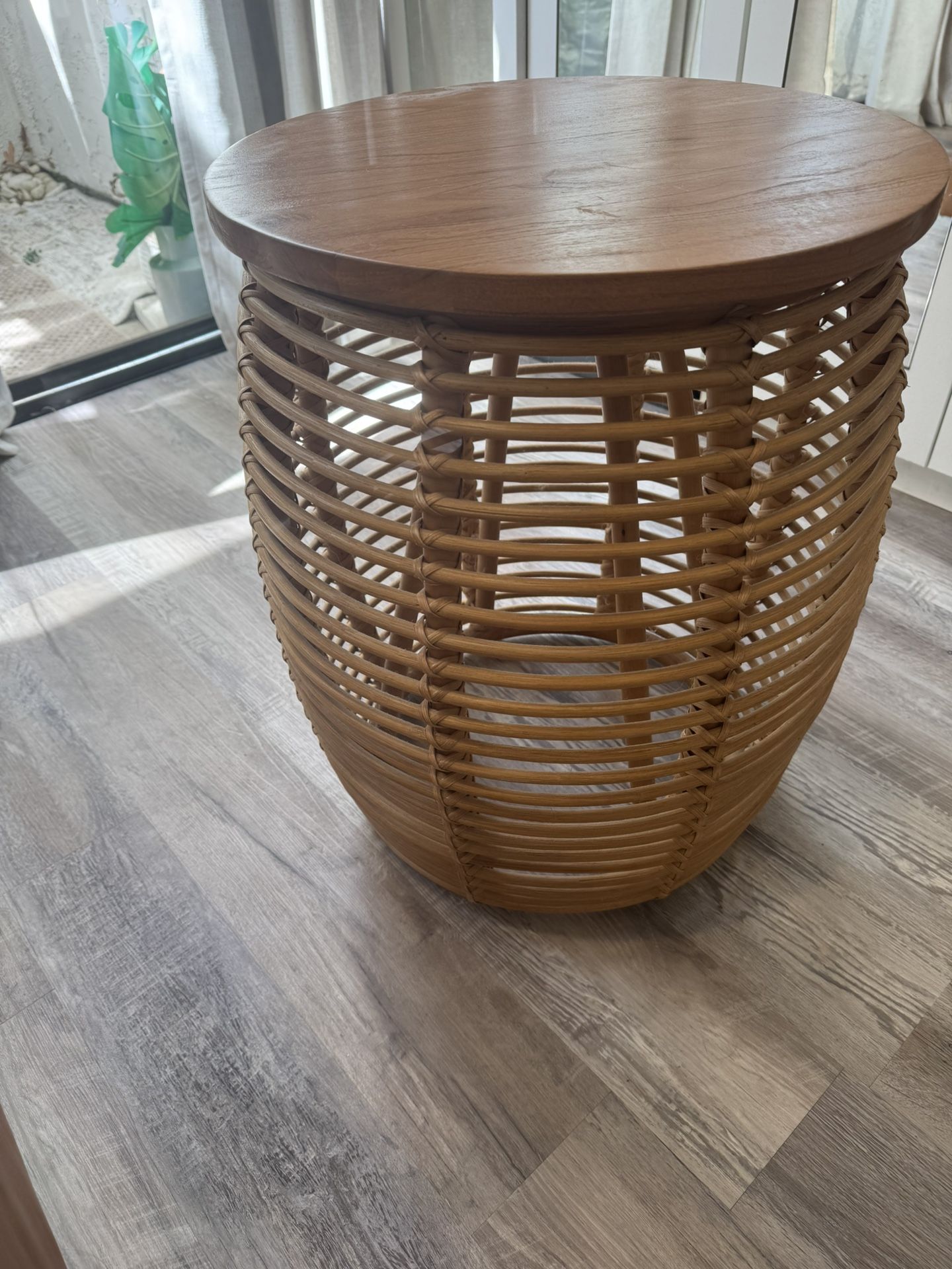 Rattan Round Side Table / End Table / Coffee Table