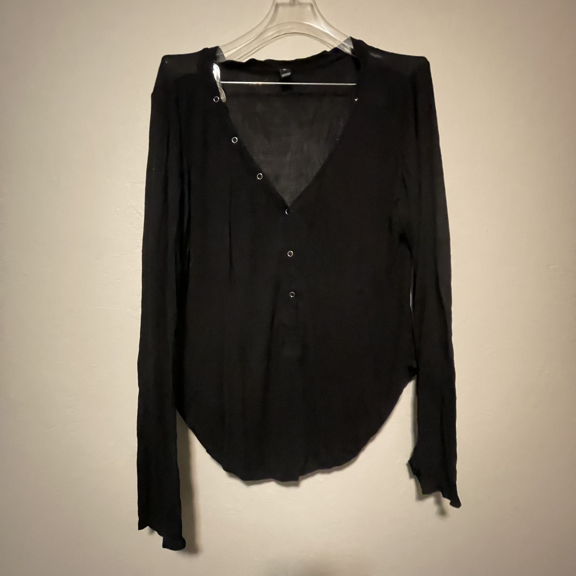 Windsor, Women’s Black Longsleeve Button Front Lightweight Sheer Shirt, Size L