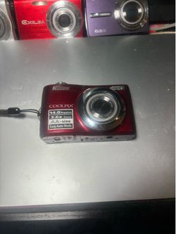 red Nikon COOLPIX L24