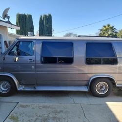 1994 Chevrolet G-Series Van