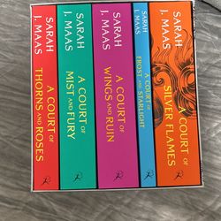 $40A Court Of Thorns And Roses.