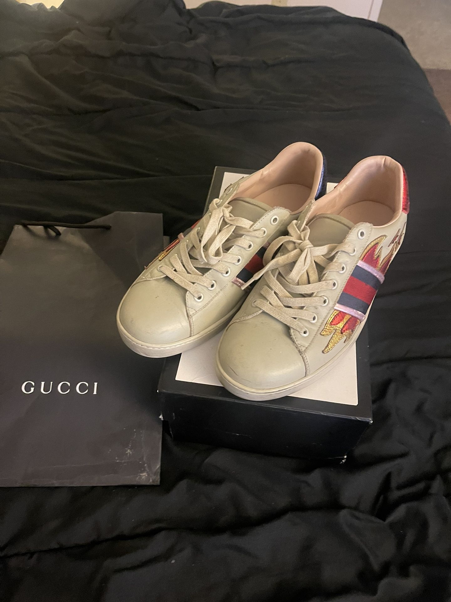 Gucci sneakers Sz 10.5