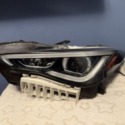 INFINITI Q60 Left Headlight 2017 2018 2019 2020 2021 2022