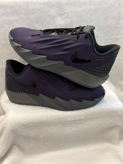 Nike Low-Top Sneakers Purple and Gray Mens Size 9 Woman’s 10.5