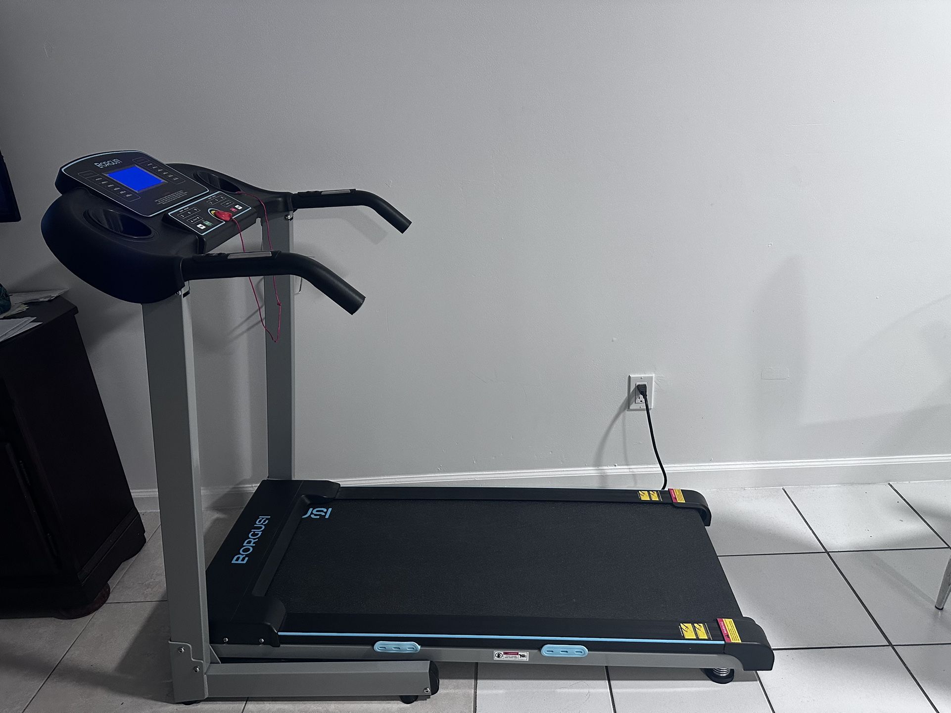 Borgusi Treadmill with 12% Auto Incline, 17.5" Wide 3.0HP Folding Treadmill