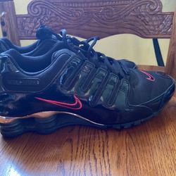 Womens Nike Shoe Shox