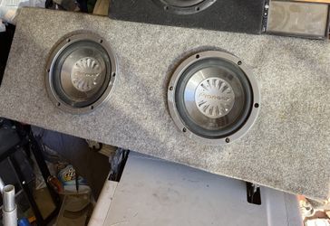 2 10 In Subs And Radio