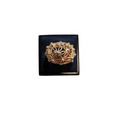 Size 6.5 Gold Toned Floral Dome Ring