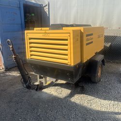 2005 atlas copco xas 136 Air Compressor