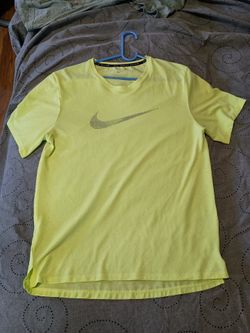 Nike Athletic Dry Fit Shirts - small