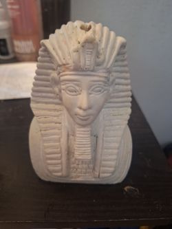 EGYPTIAN BUST