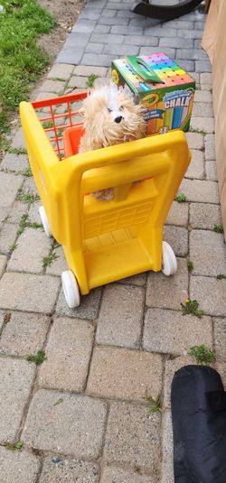 Little tike shopping cart