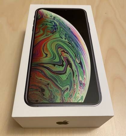 iPhone XS Max 64GB Unlocked Space Gray