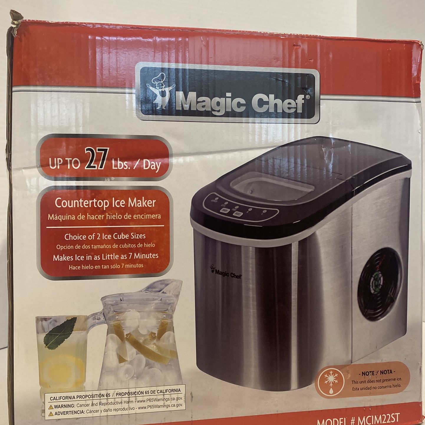 Magic Chef 27 lbs. Portable Countertop Ice Maker in Stainless Steel for  Sale in Juniper Hills, CA - OfferUp