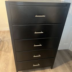 Black Chest