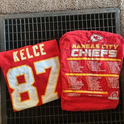 Mens Clothing Size Large 