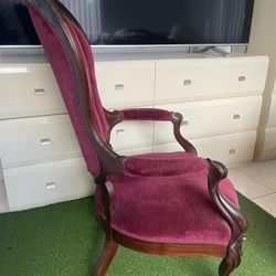 Royalty Chair
