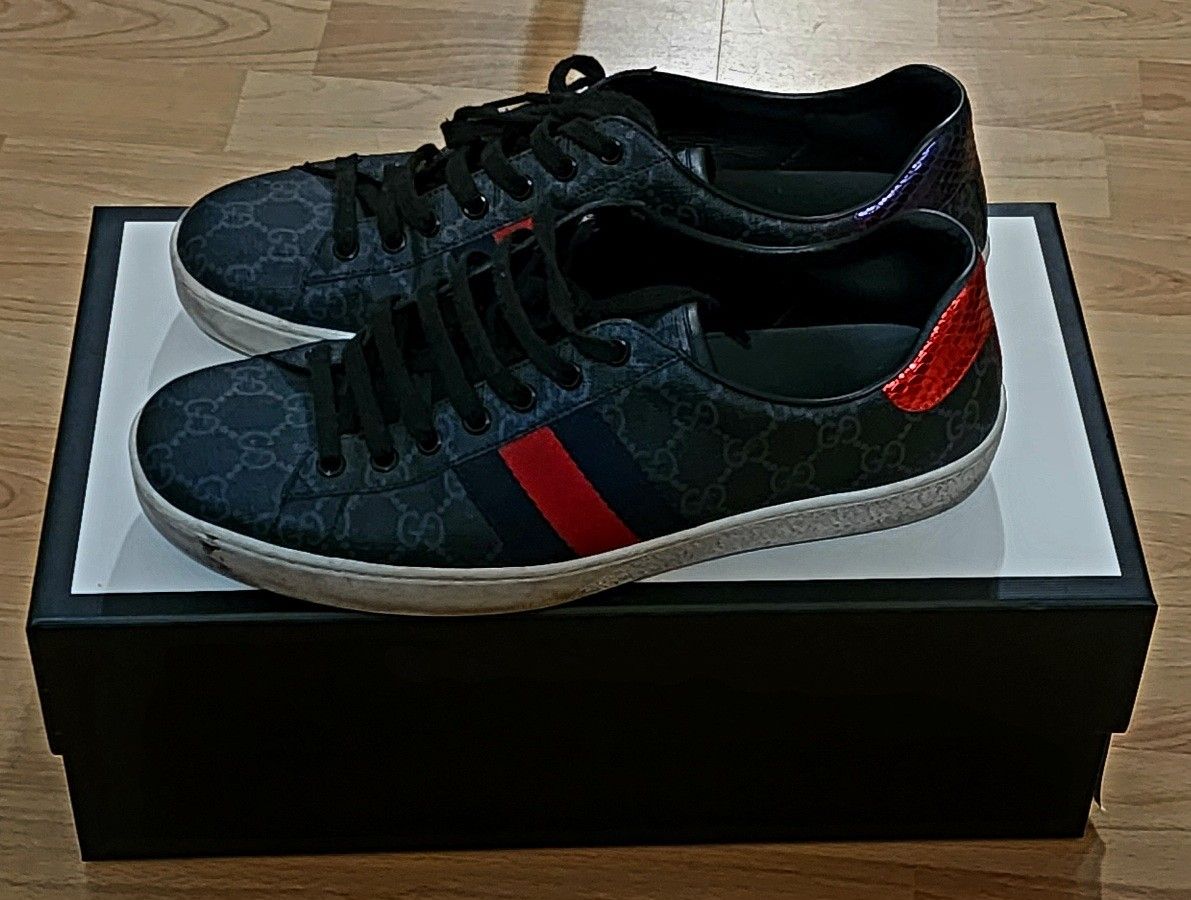 GUCCI  Men's Ace GG Supreme Sneaker Size 10