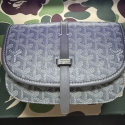 Gyard Crossbody Bag